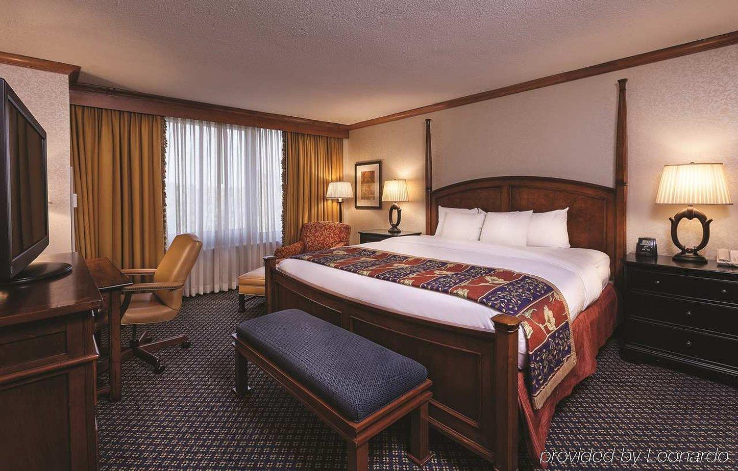 Hotel Doubletree By Hilton Chicago - Oak Brook Zimmer foto